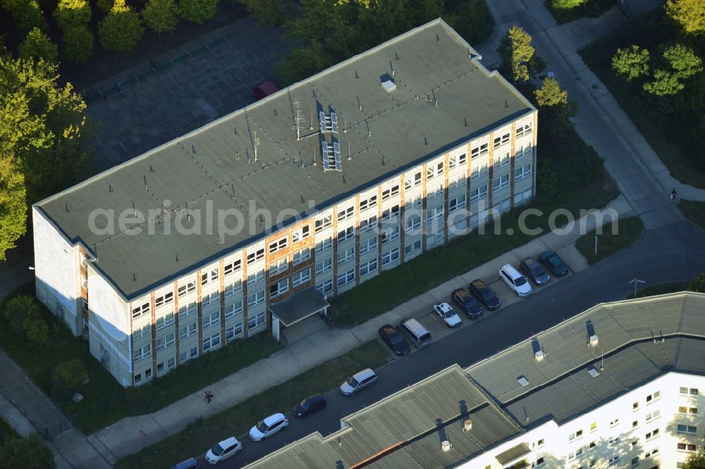 Berlin Hellersdorf from above - Asylum Home - Former Max Reinhardt School in the Carola Neher Street in Berlin - Hellersdorf