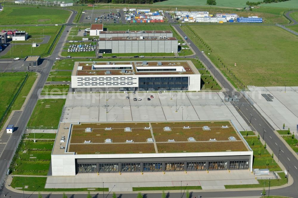 Aerial photograph Schönefeld - Mostly untapped technical installations in buildings of making sure the infrastructure area of the airport BER in Schoenefeld in Brandenburg