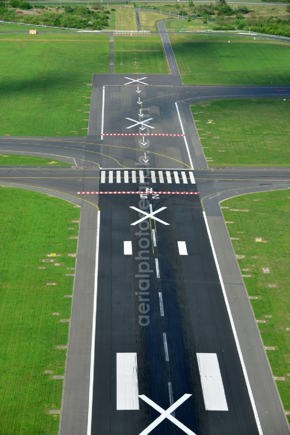 Aerial image Schönefeld - For refurbishment locked Nordbahn - runway on the grounds of the airport in Schoenefeld in Brandenburg