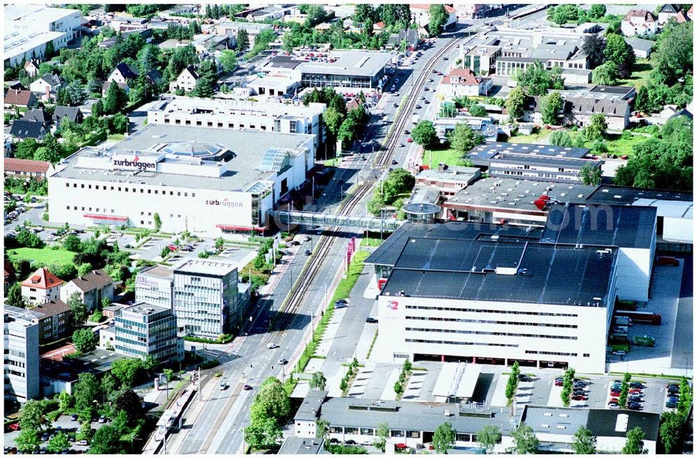 Bielefeld from above - Zurbrüggen Wohn-Zentrum Herforder Straße 304 33609 Bielefeld Stadtplanausschnitt Tel. 0521/9712-120 Fax 0521/9712-400 In Unna, Delmenhorst, Bielefeld und Oelde präsentiert Zurbrüggen - Ihrem Wohn-Zentrum Möbel und Wohnaccessoires. E-Mail service@zurbrueggen.de Achim Walder http://