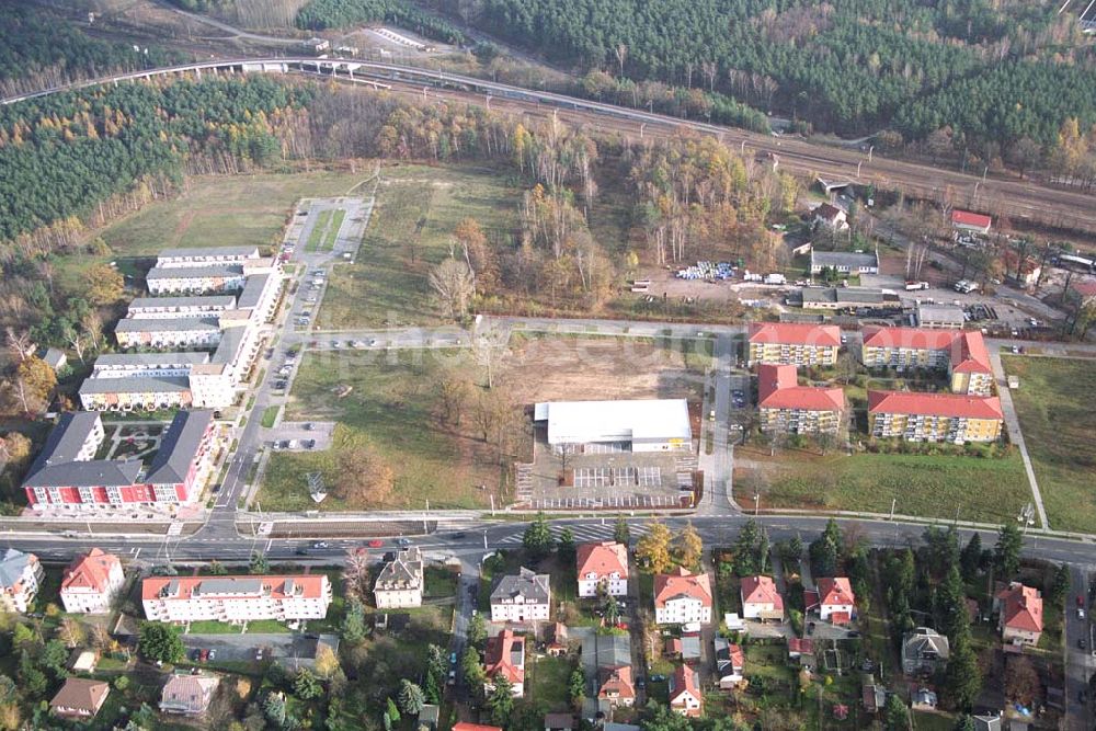 Infrared aerial photograph Dresden-Klotsche - 14.11.2004 Dresden Wohnpark der HVB Immobilien AG an der Königsbrücker Landstraße östlich des Flughafens Dresden-Klotsche.