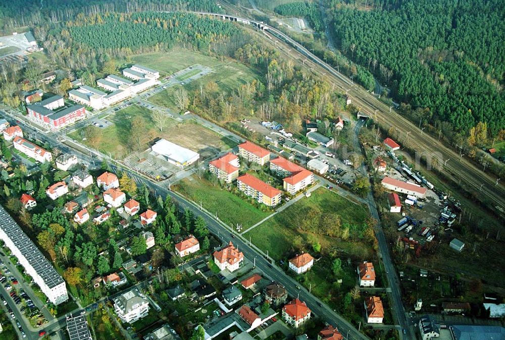 Infrared aerial photograph Dresden-Klotsche - 14.11.2004 Dresden Wohnpark der HVB Immobilien AG an der Königsbrücker Landstraße östlich des Flughafens Dresden-Klotsche.