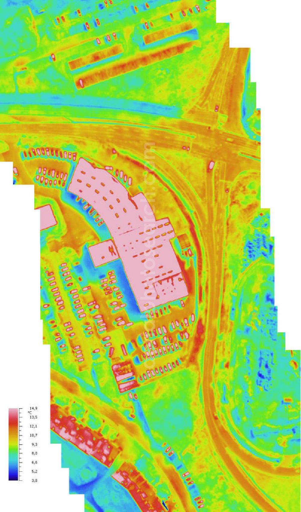 Infrared aerial photograph HALLE / Saale - Infrarotaufnahme als Senkrechtluftbild vom Büro- und Geschäftshauskomplex Göttinger Bogen / Weststraße im Wohngebiet Halle - Neustadt in Halle / Saale. Aufgenommen wurden diese auf 1/10 tel Grad genauen Wärmeluftaufnahmen mit einem Luftbild-Infrarotkamerasystem der Firma JENOPTIK. Jena Optronik GmbH,