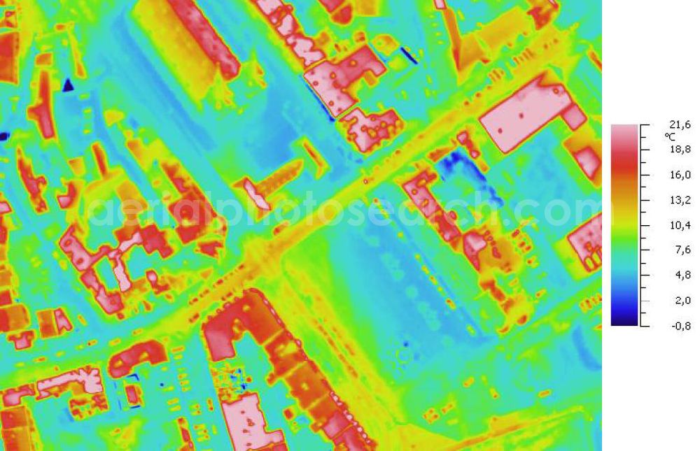 Infrared aerial photograph HALLE / SAALE - Infrarotaufnahme als Senkrechtluftbild vom Areal Talamtstraße, An der Marienkirche, Schülershof; Oleariusstraße im Zentrum von Halle. Aufgenommen wurden diese auf 1/10 tel Grad genauen Wärmeluftaufnahmen mit einem Luftbild-Infrarotkamerasystem der Firma JENOPTIK. Jena Optronik GmbH,