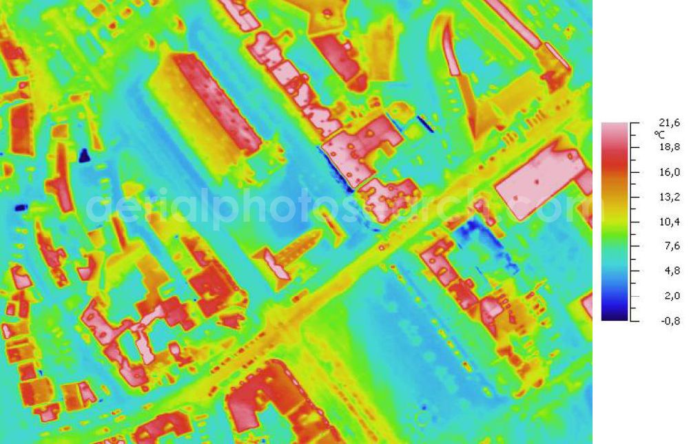 Infrared aerial photograph HALLE / SAALE - Infrarotaufnahme als Senkrechtluftbild vom Areal Talamtstraße, An der Marienkirche, Schülershof; Oleariusstraße im Zentrum von Halle. Aufgenommen wurden diese auf 1/10 tel Grad genauen Wärmeluftaufnahmen mit einem Luftbild-Infrarotkamerasystem der Firma JENOPTIK. Jena Optronik GmbH,