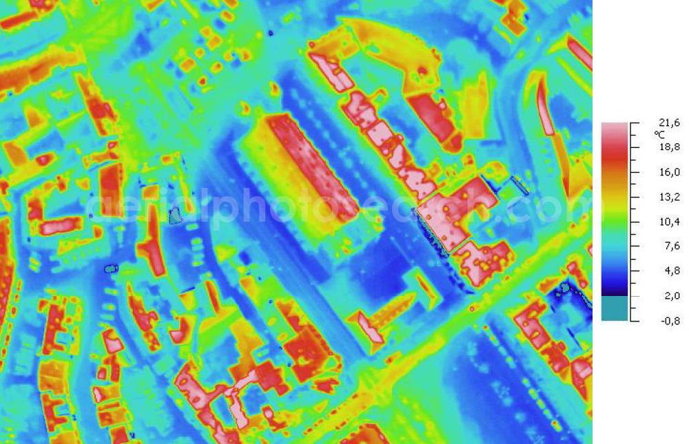 Infrared aerial photograph HALLE / SAALE - Infrarotaufnahme als Senkrechtluftbild vom Areal Talamtstraße, An der Marienkirche, Schülershof; Oleariusstraße im Zentrum von Halle. Aufgenommen wurden diese auf 1/10 tel Grad genauen Wärmeluftaufnahmen mit einem Luftbild-Infrarotkamerasystem der Firma JENOPTIK. Jena Optronik GmbH,