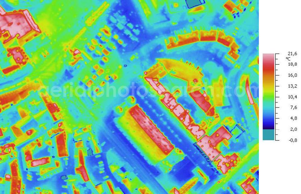 Infrared aerial photograph HALLE / SAALE - Infrarotaufnahme als Senkrechtluftbild vom Areal Talamtstraße, An der Marienkirche, Schülershof; Oleariusstraße im Zentrum von Halle. Aufgenommen wurden diese auf 1/10 tel Grad genauen Wärmeluftaufnahmen mit einem Luftbild-Infrarotkamerasystem der Firma JENOPTIK. Jena Optronik GmbH,