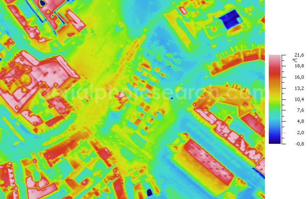 Infrared aerial photograph HALLE / Saale - Infrarotaufnahme als Senkrechtluftbild vom Areal des Marktplatzes in der Innenstadt / Altstadtzentrum von Halle. Mit im Bild der Alte Glockenturm und der Roter Turm. Aufgenommen wurden diese auf 1/10 tel Grad genauen Wärmeluftaufnahmen mit einem Luftbild-Infrarotkamerasystem der Firma JENOPTIK. Jena Optronik GmbH,