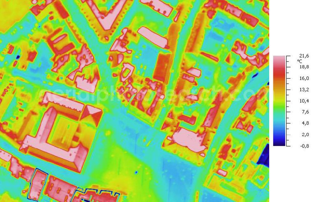 Infrared aerial photograph HALLE / Saale - Infrarotaufnahme als Senkrechtluftbild vom Areal des Marktplatzes in der Innenstadt / Altstadtzentrum von Halle. Mit im Bild der Alte Glockenturm und der Roter Turm. Aufgenommen wurden diese auf 1/10 tel Grad genauen Wärmeluftaufnahmen mit einem Luftbild-Infrarotkamerasystem der Firma JENOPTIK. Jena Optronik GmbH,