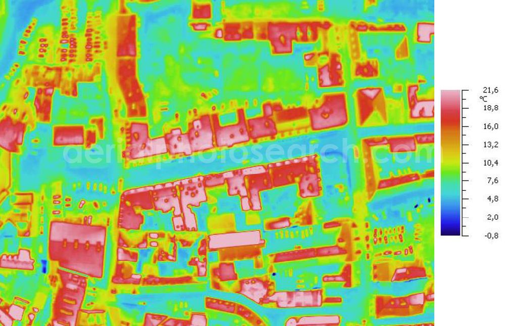 Infrared aerial photograph HALLE / Saale - Infrarotaufnahme als Senkrechtluftbild voon Wohngebieten an der Kleinen Brauhausstraße, Sternstraße; Große Brauhausstraße, Christian-Wolff-Straße in der Altstadt. Aufgenommen wurden diese auf 1/10 tel Grad genauen Wärmeluftaufnahmen mit einem Luftbild-Infrarotkamerasystem der Firma JENOPTIK. Jena Optronik GmbH,