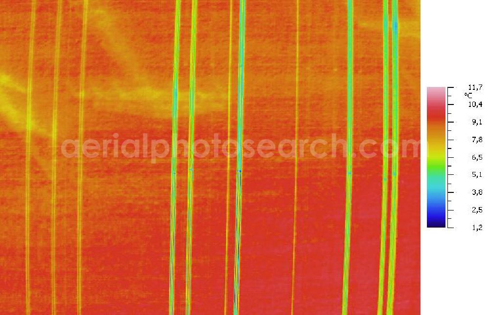 Infrared aerial photograph MILZAU - Infrarotaufnahme als Senkrechtluftbild von Starkstromtrassen bei Milzau in Sachsen-Anhalt Aufgenommen wurden diese auf 1/10 tel Grad genauen Wärmeluftaufnahmen mit einem Luftbild-Infrarotkamerasystem der Firma JENOPTIK. Jena Optronik GmbH,