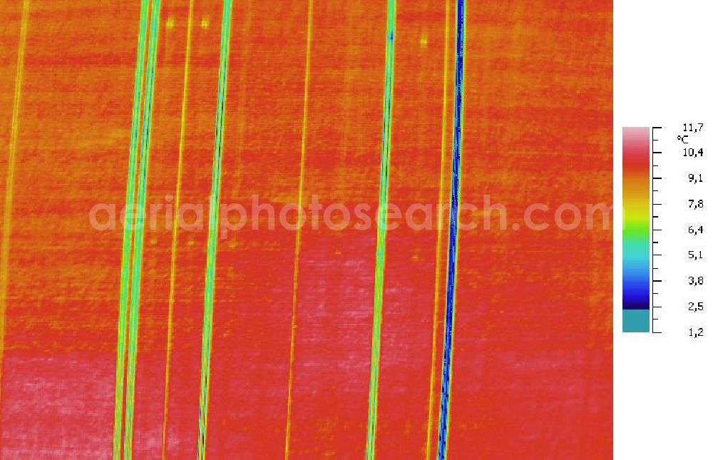 Infrared aerial photograph MILZAU - Infrarotaufnahme als Senkrechtluftbild von Starkstromtrassen bei Milzau in Sachsen-Anhalt Aufgenommen wurden diese auf 1/10 tel Grad genauen Wärmeluftaufnahmen mit einem Luftbild-Infrarotkamerasystem der Firma JENOPTIK. Jena Optronik GmbH,