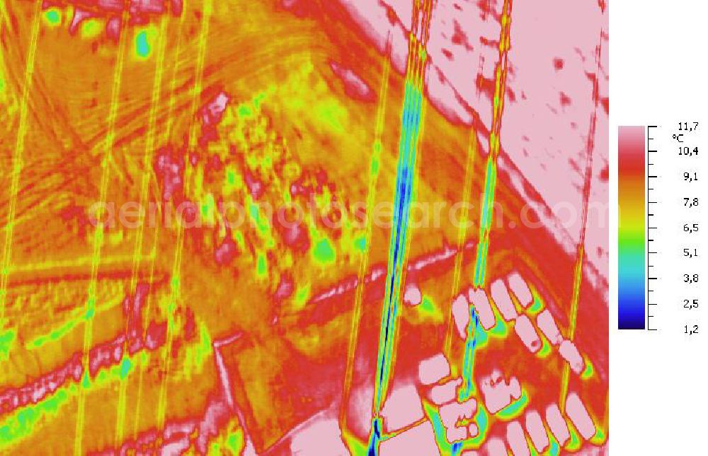 Infrared aerial photograph MILZAU - Infrarotaufnahme als Senkrechtluftbild von Starkstromtrassen bei Milzau in Sachsen-Anhalt Aufgenommen wurden diese auf 1/10 tel Grad genauen Wärmeluftaufnahmen mit einem Luftbild-Infrarotkamerasystem der Firma JENOPTIK. Jena Optronik GmbH,