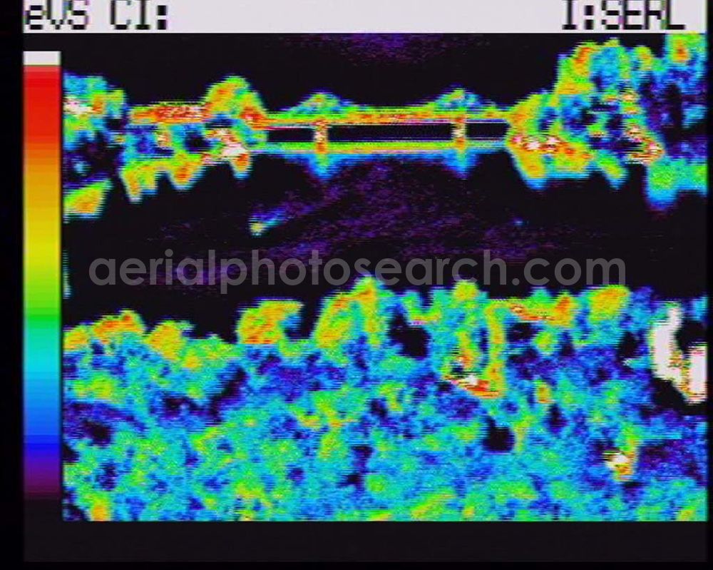 Infrared aerial photograph Potsdam - 09.10.2004 Wärmeluftbild (Infrarotaufnahme) Blick auf die Glienicker Brücke in der Berliner Vorstadt. Von der Brücke aus hat man die beste Rundumsicht auf Jungfernsee, Schloßpark Klein-Glienicke, Glienicker See, Park und Schloß Babelsberg und den Tiefen See.