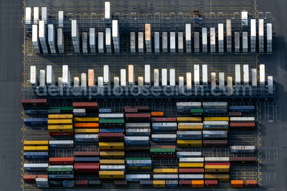 Vertical aerial photograph Bremerhaven - Vertical aerial view from the satellite perspective of the parking spaces for containers in the district Stadtbremisches Ueberseehafengebiet Bremerhaven in Bremerhaven in the state Bremen, Germany