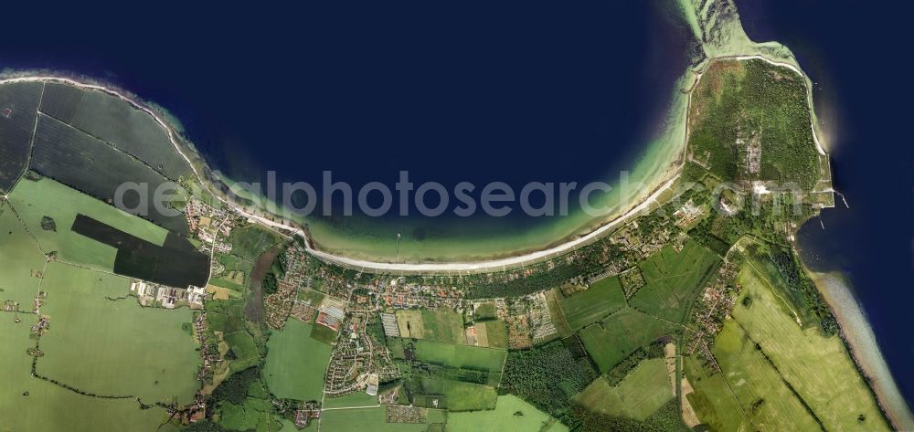 Vertical aerial photograph Ostseebad Boltenhagen - Sattelite view - Townscape on the seacoast of the Baltic Sea in Ostseebad Boltenhagen in the state Mecklenburg - Western Pomerania