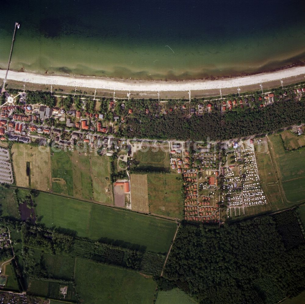 Vertical aerial photograph Ostseebad Boltenhagen - Sattelite view - Townscape on the seacoast of the Baltic Sea in Ostseebad Boltenhagen in the state Mecklenburg - Western Pomerania