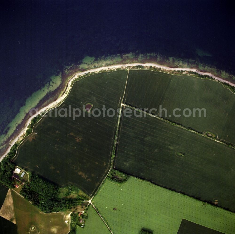 Vertical aerial photograph Ostseebad Boltenhagen - Sattelite view - Townscape on the seacoast of the Baltic Sea in Ostseebad Boltenhagen in the state Mecklenburg - Western Pomerania