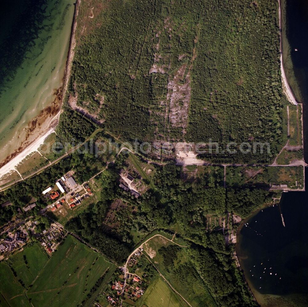 Vertical aerial photograph Ostseebad Boltenhagen - Sattelite view - Townscape on the seacoast of the Baltic Sea in Ostseebad Boltenhagen in the state Mecklenburg - Western Pomerania