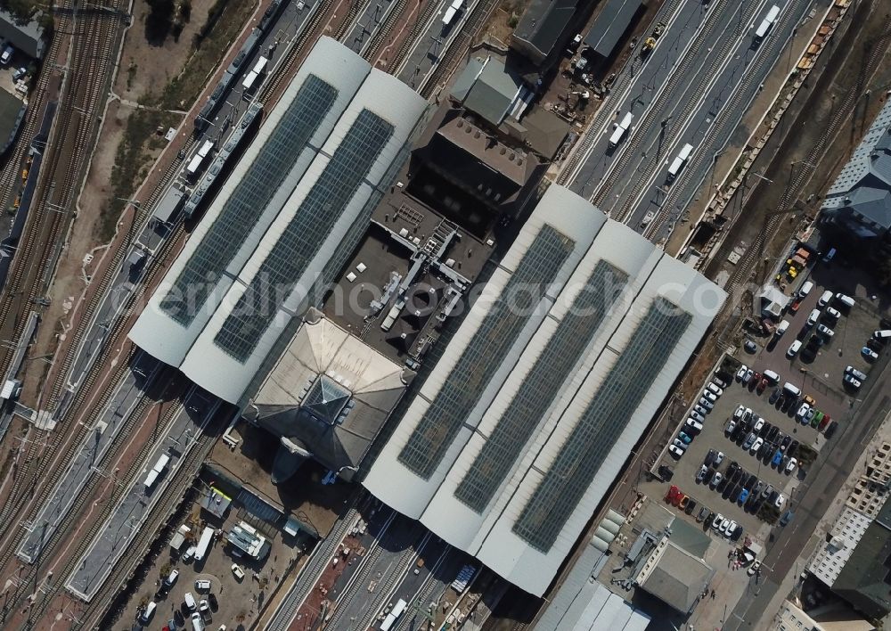 Vertical aerial photograph Halle (Saale) - Vertical aerial view from the satellite perspective of the track progress and building of the main station of the railway in Halle (Saale) in the state Saxony-Anhalt, Germany