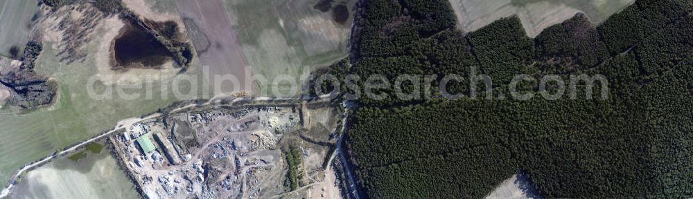 Vertical aerial photograph Bernau - Vertical Aerial photo with the gravel quarry in the local district Ladeburg of Bernau between the ponds Schäferphühle and the outskirt of the Bernau forest