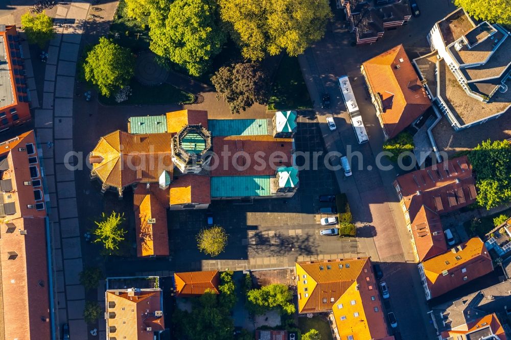 Vertical aerial photograph Münster - Vertical aerial view from the satellite perspective of the church building katholischen Kirche St. Ludgeri in Muenster in the state North Rhine-Westphalia