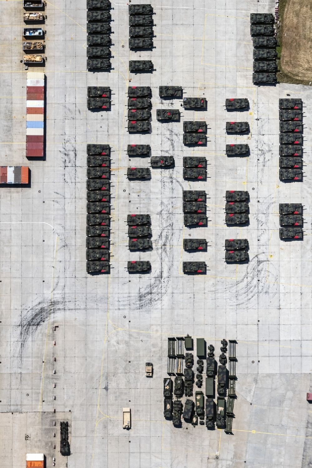 Vertical aerial photograph Mannheim - Vertical aerial view from the satellite perspective of the building complex of the US army - military barracks Coleman Baracks in Mannheim in the state Baden-Wurttemberg, Germany