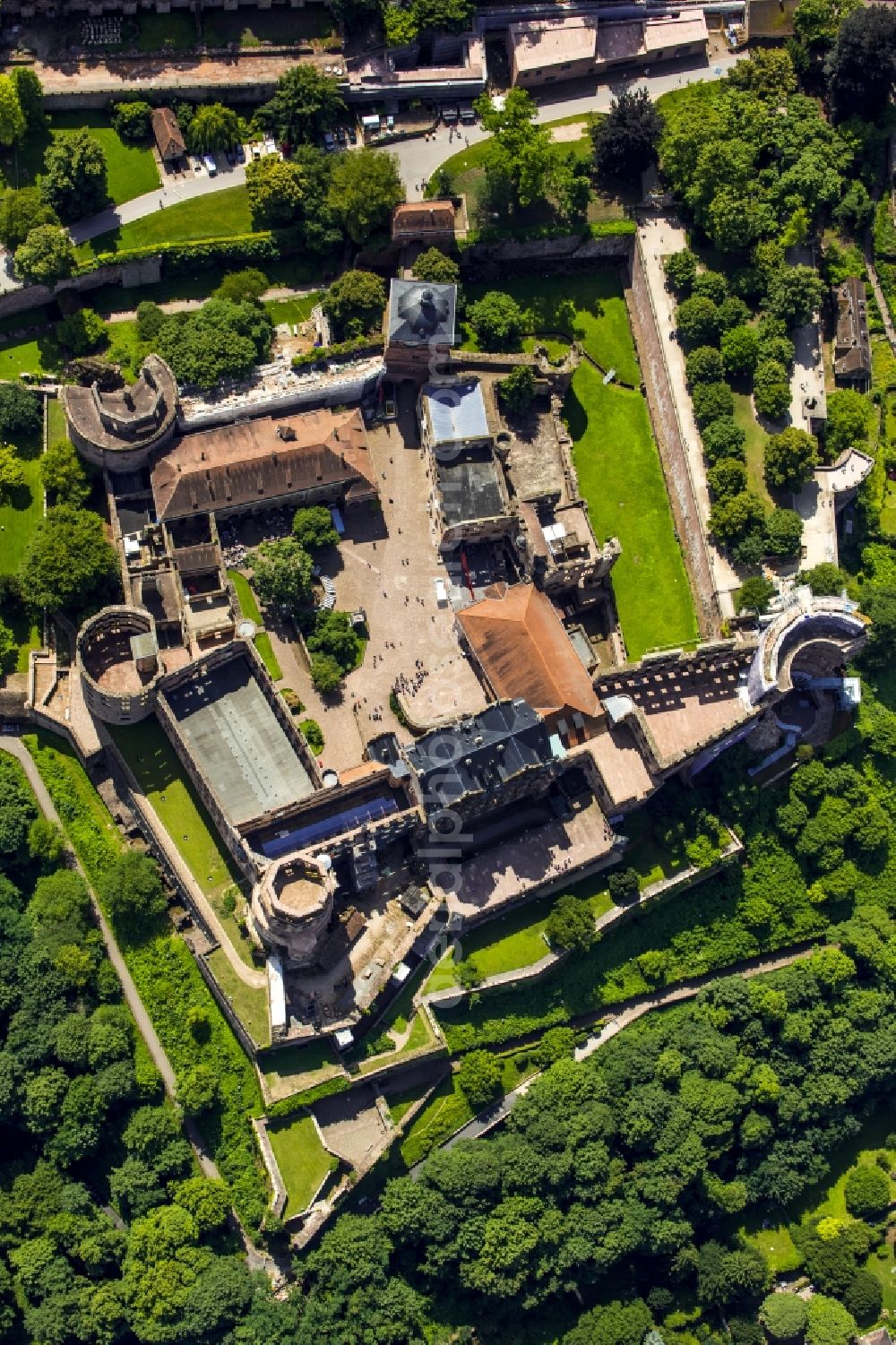 Vertical aerial photograph Heidelberg - Vertical view of Heidelberg Castle with garden situated on the Old Town in Heidelberg in Baden-Wuerttemberg