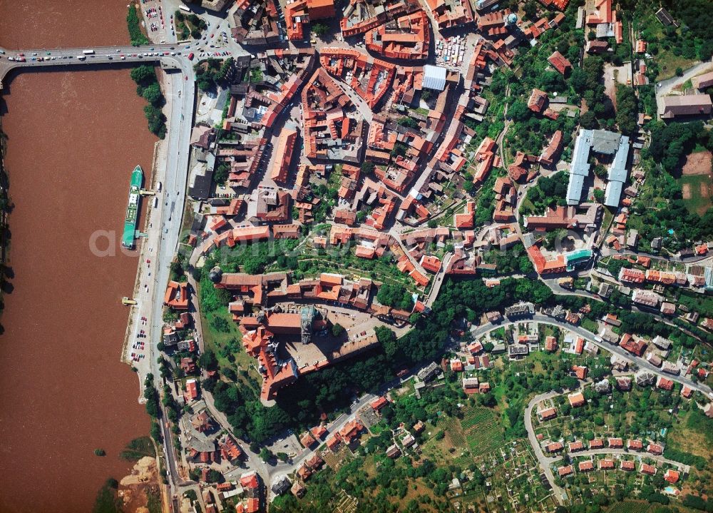 Vertical aerial photograph Meißen - Vertical admission of the city centre in the city centre area with the Albrecht's castle in Meissen in the federal state Saxony