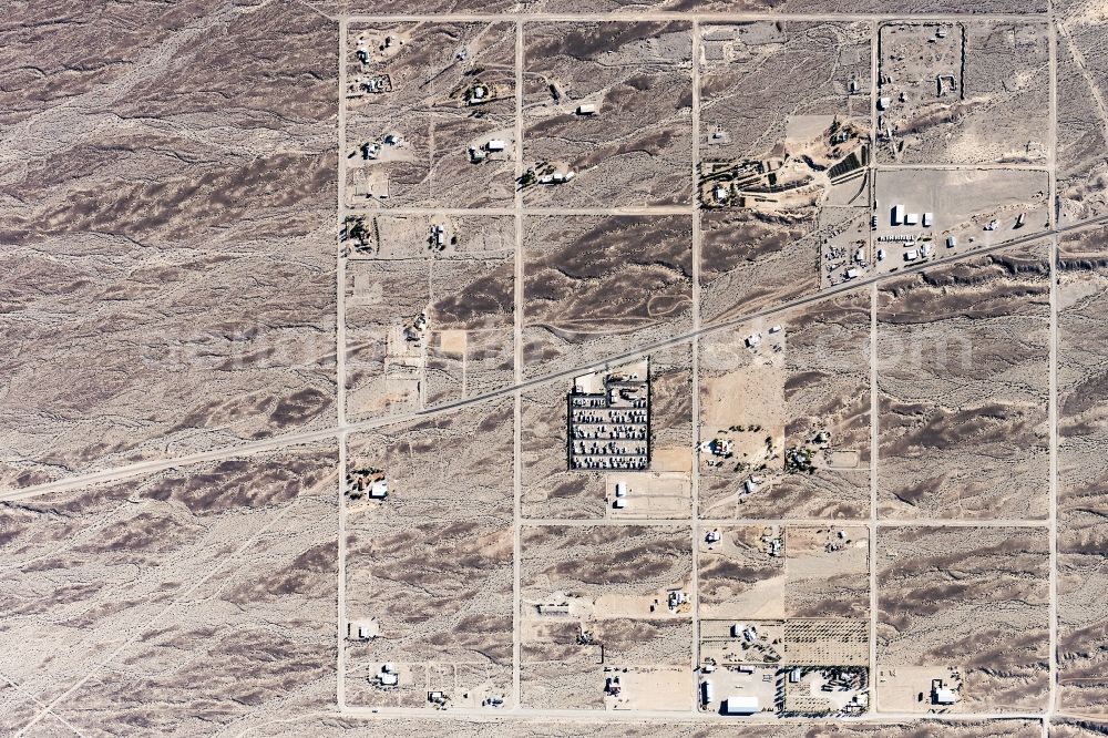 Vertical aerial photograph Mohave Valley - Vertical aerial view from the satellite perspective of the the district in Mohave Valley in Arizona, United States of America