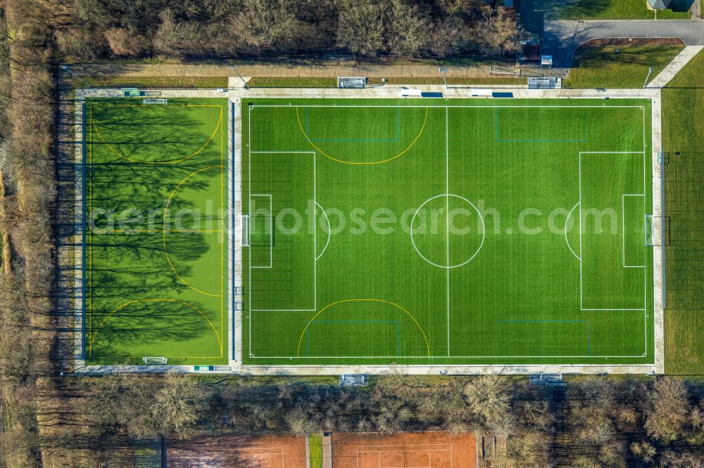 Vertical aerial photograph Werne - Vertical aerial view from the satellite perspective of the sports grounds and football pitch in Sportzentrum Dahl on street Kaethe-Kollwitz-Strasse in Werne at Ruhrgebiet in the state North Rhine-Westphalia, Germany