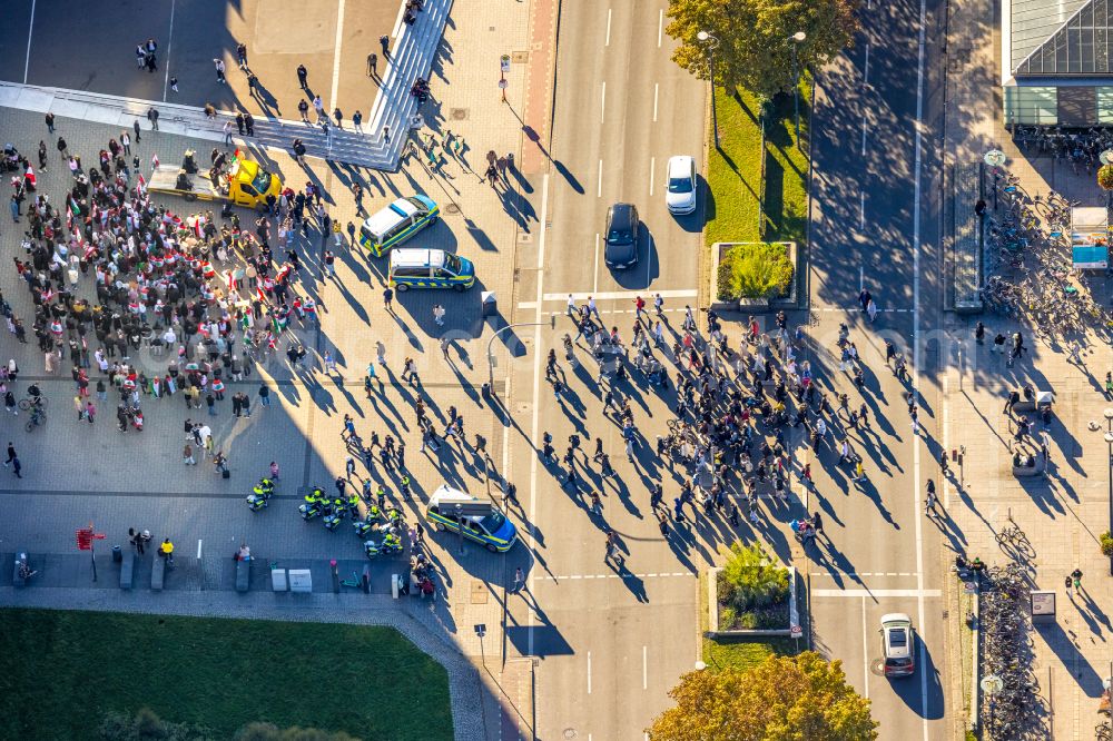 Vertical aerial photograph Dortmund - Vertical aerial view from the satellite perspective of the participant of a political protest demonstration on street Koenigswall in Dortmund at Ruhrgebiet in the state North Rhine-Westphalia, Germany